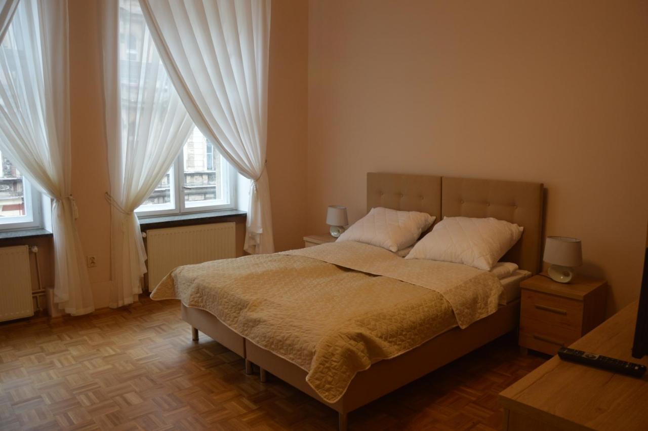 Hostel Ada Aparthouse Wrocław Zewnętrze zdjęcie