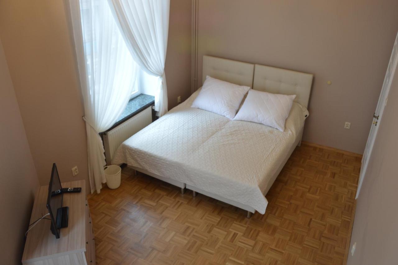 Hostel Ada Aparthouse Wrocław Zewnętrze zdjęcie